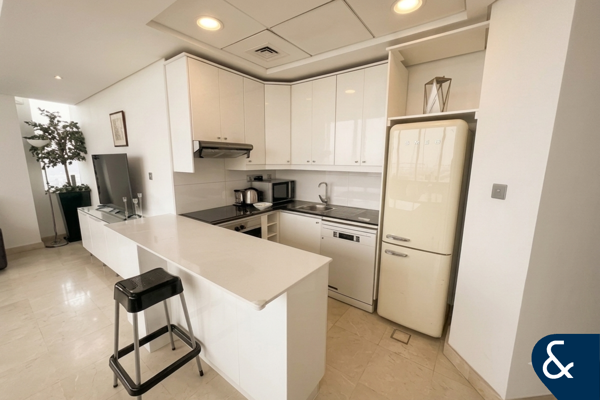 2 Bed Corner Unit | Furnished | Zabeel Views