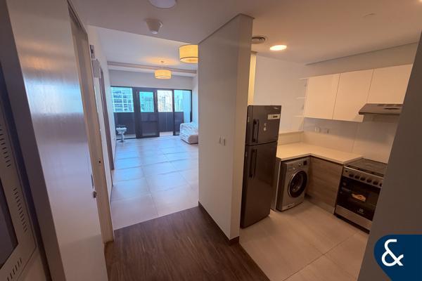 BURJ VIEW | VACANT | HIGH FLOOR