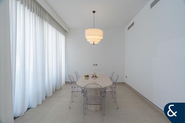 Location I Vacant I Premium Landscaping