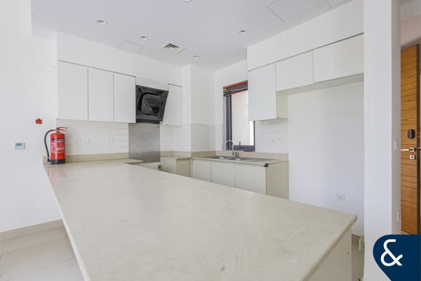 4 Bed | Green Belt | Close To Pool | Vacant