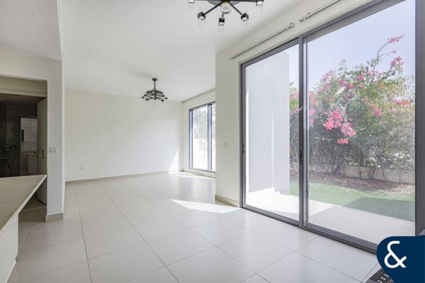 4 Bed | Green Belt | Close To Pool | Vacant