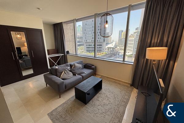 Studio + 1 Bathroom | Sky Gardens | DIFC View