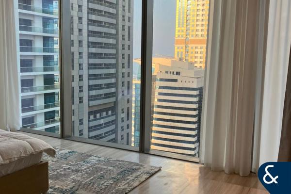 4 Bed | Luxury Living | Penthouse | Furnished