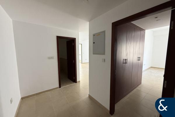 1 Bedroom | Unfurnished | Vacant | Balcony