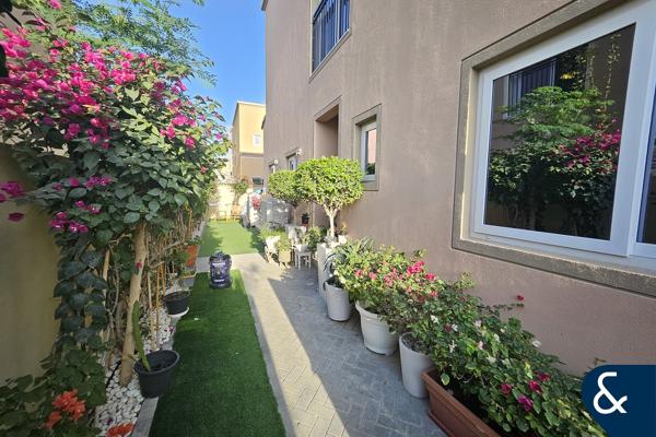 Corner Plot | 4 Bed + Maid | Near Pool
