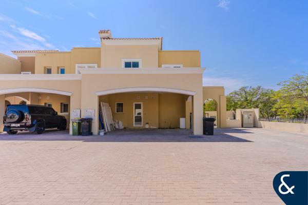 HUGE Corner Plot | Pool | 4 Bedrooms