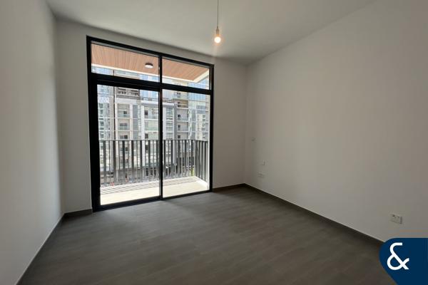 Corner Vacant on Transfer Community View