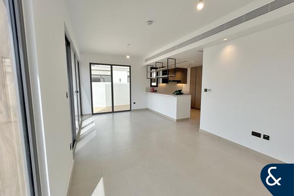 Open Kitchen | Landscaped | Lagoon View