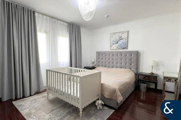 2 Bedroom | Vacant | Furnished | Upgraded