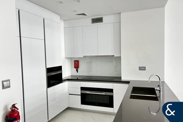 2 Bedroom | Vacant | Pool and Gym | 2 Bath