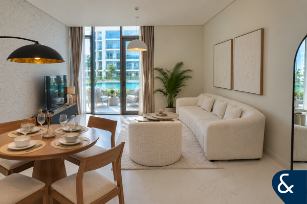 GROUND FLOOR | HUGE TERRACE | POOL & GYM