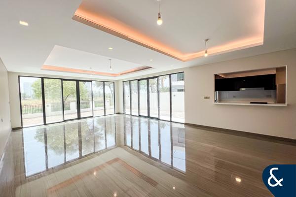 Golf Backing | Brand New | Corner Unit