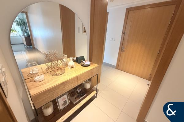 Fountain view | High Floor | Large 2 bed