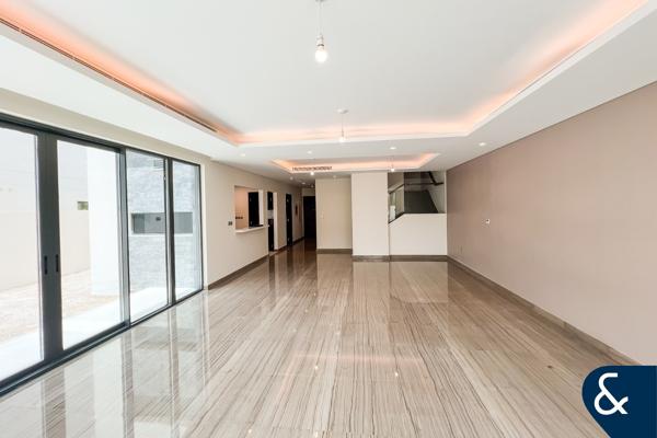 6BR Townhouse | Motivated Seller | Vacant