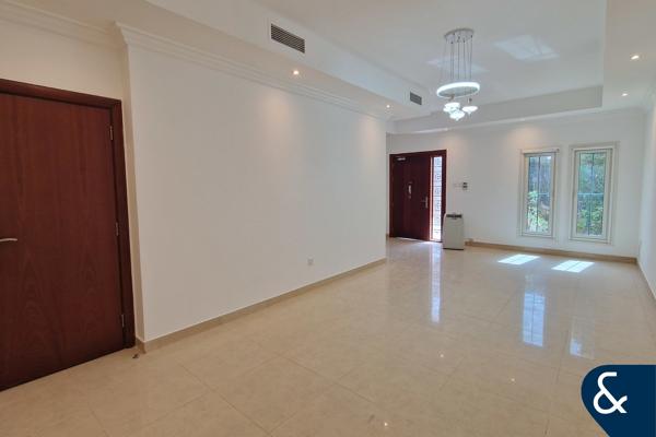 3 Bedroom | Basement | Upgraded | 5 Bath