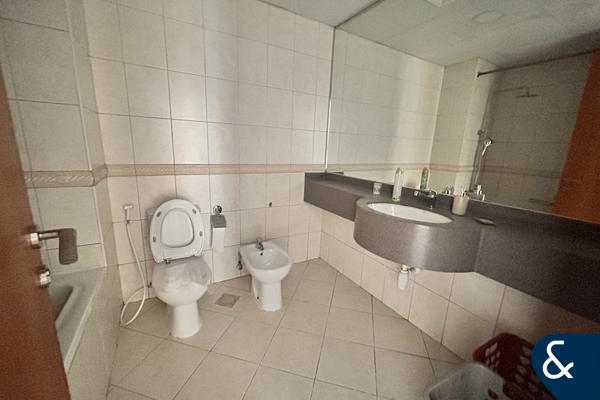 4 Bed | Spacious Layout | Skyline Views