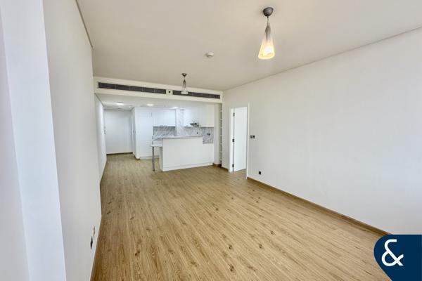 1 Bed | Upgraded | DIFC Views | Unfurnished