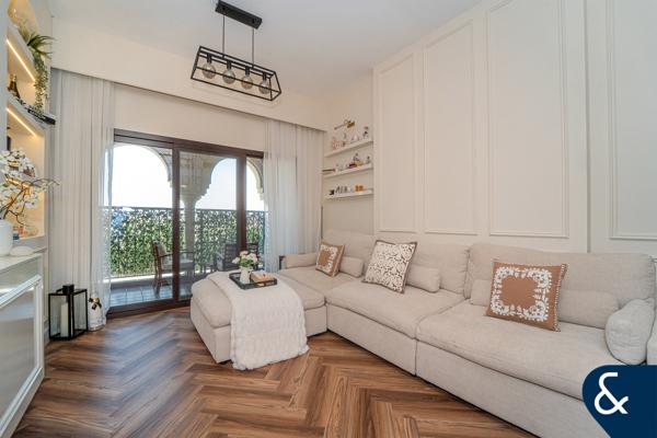 Upgraded | Vacant On Transfer |1 Bed + Study
