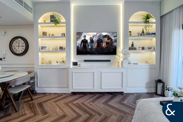 Upgraded | Vacant On Transfer |1 Bed + Study