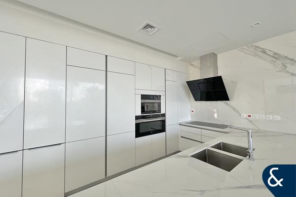 Single Row | Vacant Now | Away from the wires