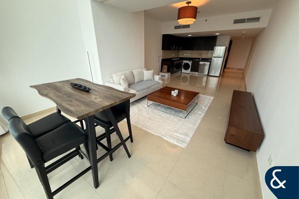 Luxury Duplex | Upgraded | Walk in closet