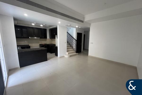Single Row | Close to Pool | Landscaped