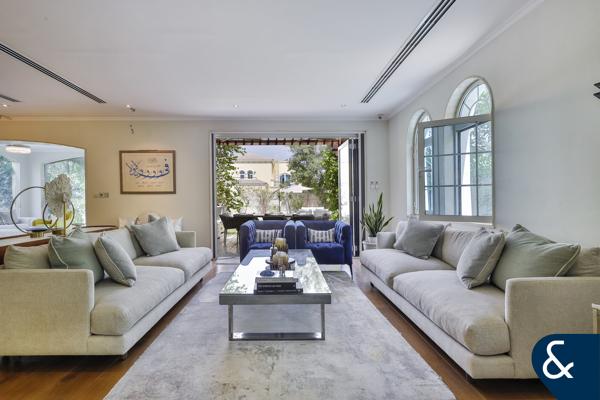 4 BR Large | Exclusive | Upgraded | Quiet