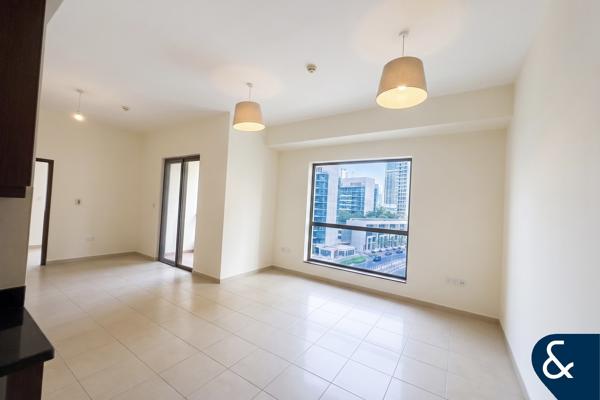 Marina Views | Unfurnished | Vacant | 1 Bed