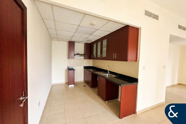 Marina Views | Unfurnished | Vacant | 1 Bed