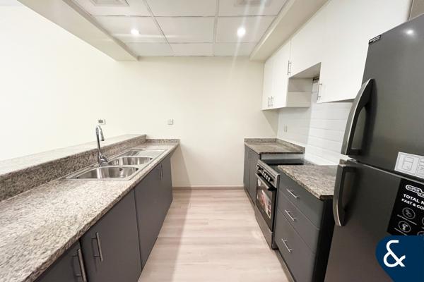 Upgraded Bathroom |Unfurnished |Ground Floor