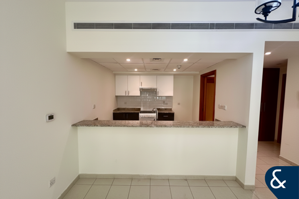 Partial Upgraded | 1 Bedroom | Green view