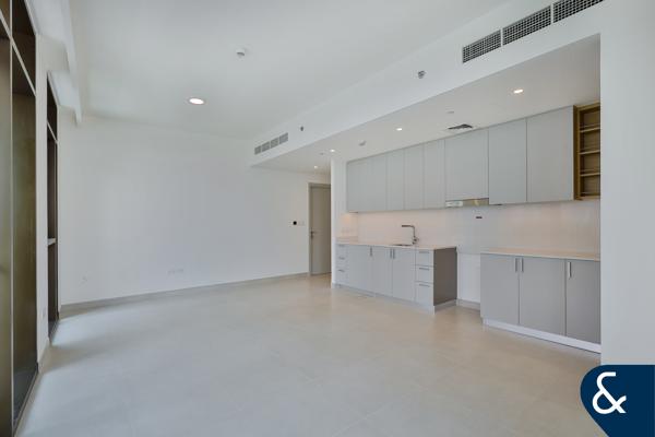 Brand New Unit | Vacant Now | Water View