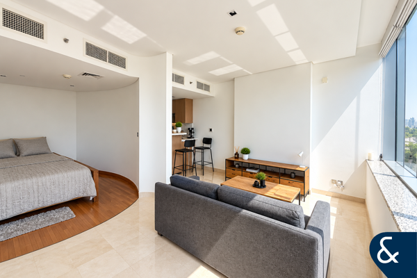Studio Apartment | Furnished | Available now