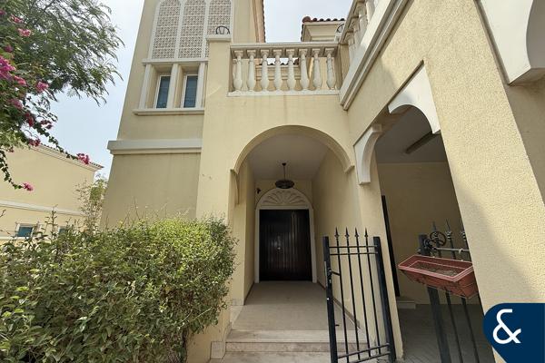 Newly listed Negotiable | Vacant now!
