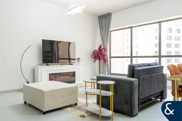 Marina View | Vacant | Renovated