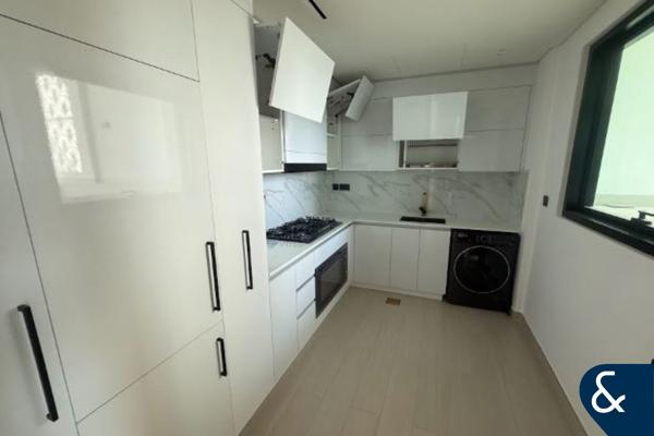 Spacious 2 Bed | Private Pool | Unfurnished