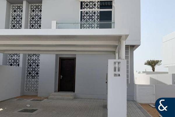 3Bedrooms | Single Row | Corner Plot