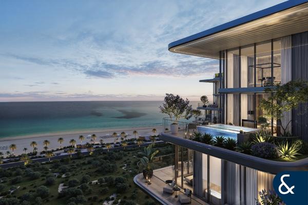 Luxury Living | Exclusive | Beachfront