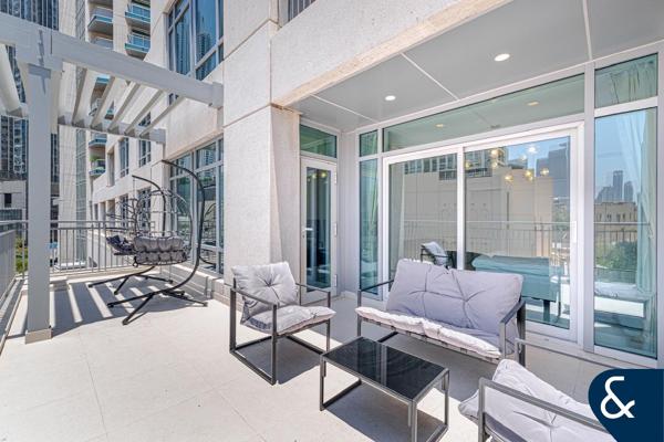 Upgraded | Vacant Now | Unique Terrace