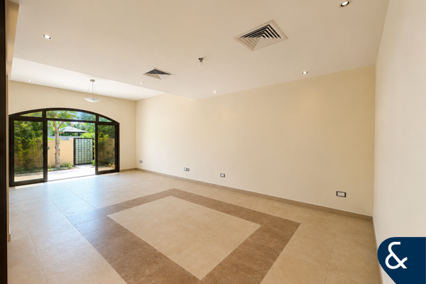 Vacant Now | Single Row | Internal Location.