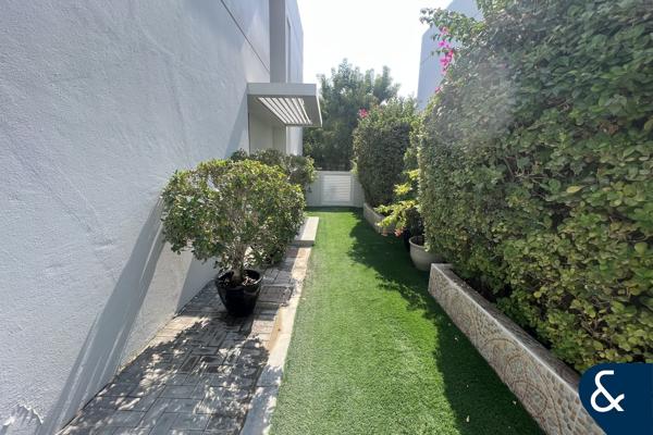 Semi-Detached | 3 Bed + Maids | Single Row