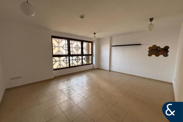 Vacant | High Floor | Marina Views