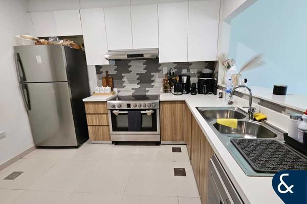 Vacant Now | 3 Bedrooms | Close to Pool