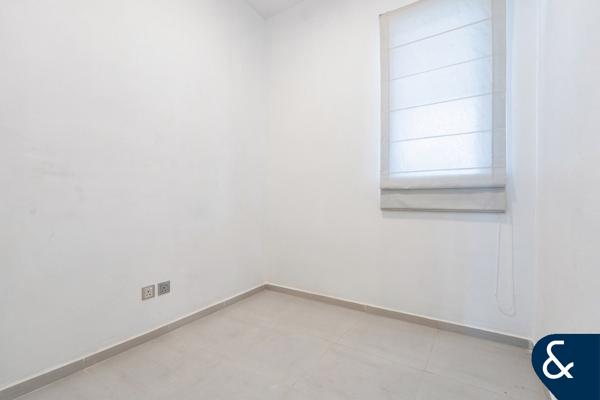 Prime Location | Single Row | Must See
