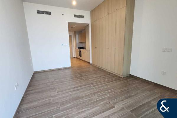 Furnished Studio | Vacant  | Modern