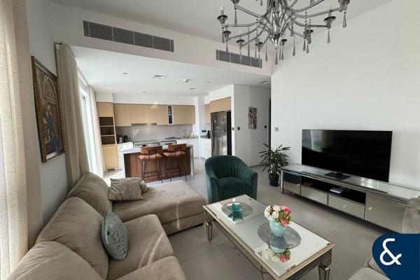 Single Row | Vacant | Close to Pool | 4 Beds