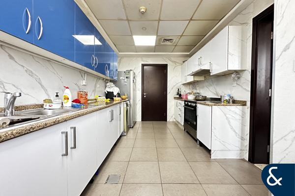 3 Bedroom + Maids | Vacant | Vastu | Balcony