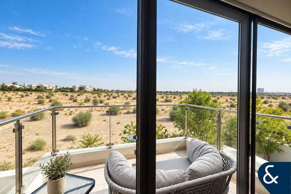 EXTENSIVELY UPGRADED | CORNER | SINGLE ROW