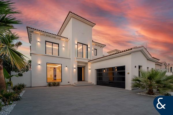 Exclusive - Completely Turnkey on Large Private Plot - Basement