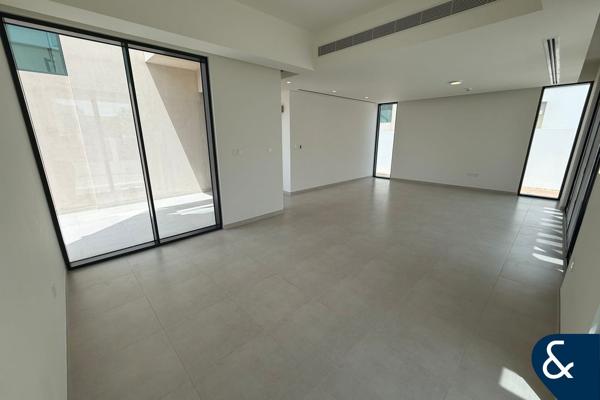 Large Caya Plot | Corner Villa | 4 Beds